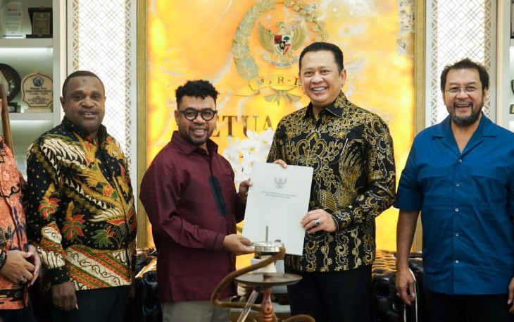 Bamsoet saat menerima MPR RI For Papua, di Jakarta, Rabu (23/8/23).