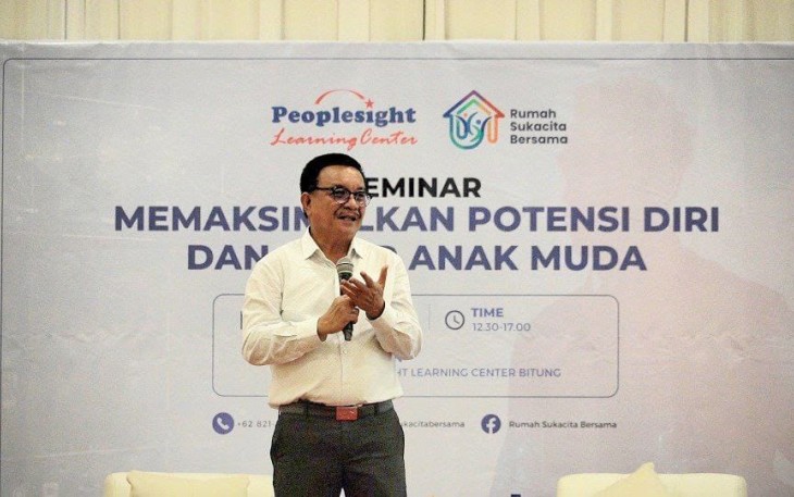 Walikota Bitung Maurits Mantiri saat menjadi Narasumber
