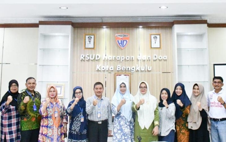 Foto Bersama   