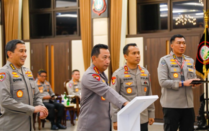 Kapolri Jenderal Polisi Drs. Listyo Sigit Prabowo memerintahkan seluruh jajarannya untuk bijak menggunakan media sosial. Hal itu bahkan tertuang dalam surat telegam resmi nomor 2407 yang diterbitkan pada Oktober 2023