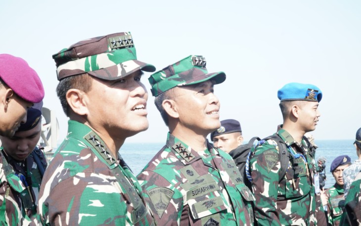 Dankodiklatal Dampingi Kasal Tinjau Pelaksanaan Operasi Amfibi SGS 2023