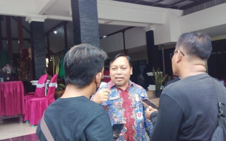 Dr. Kasil Rohmat, MMRS saat di wawancara