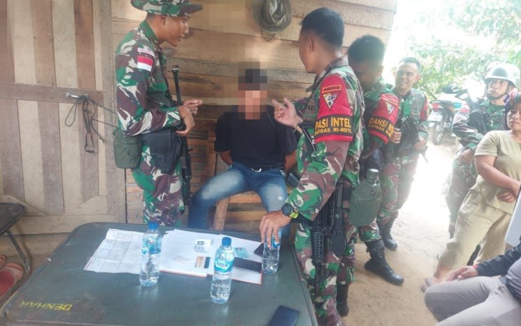 Prajurit Yonkav 6/Naga Karimata saat Tangkap Pelaku Penjambretan
