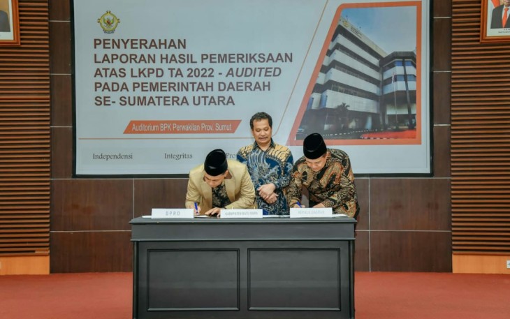Pembahasan Laporan Hasil Pemeriksaan (LHP) atas Laporan Keuangan Pemerintah Daerah (LKPD) BPK RI atas Laporan Keuangan Pemerintah Daerah Batu Bara tahun 2022, di Aula Gedung BPK RI Perwakilan Sumatera Utara, Jalan  Imam Bonjol No 22, Kota Medan.
