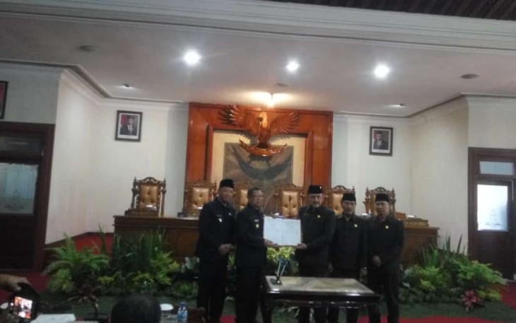Rapat Paripurna DPRD Usulan Pemberhentian Bupati dan Wakil Bupati Tulungagung