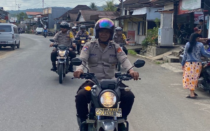 Bhabinkamtibmas Polsek Lebong Selatan Gelar Patroli Sambang Desa