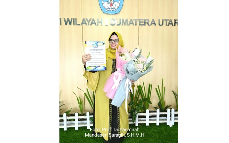 Prof Dr Yasmirah Mandasari Saragih SH MH