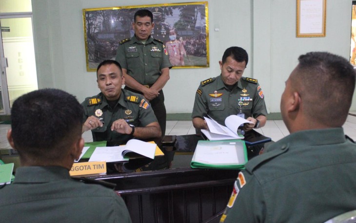 Tim Sopsad saat melakukan verifikasi statistik di kodim 1310/Bitung
