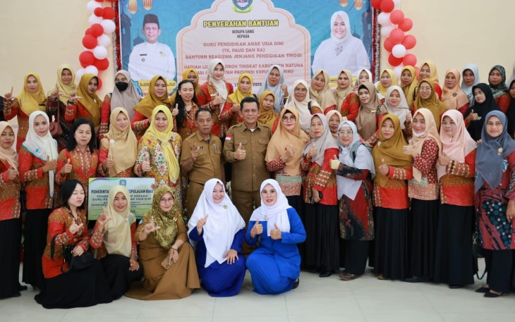 Foto Bersama usai acara