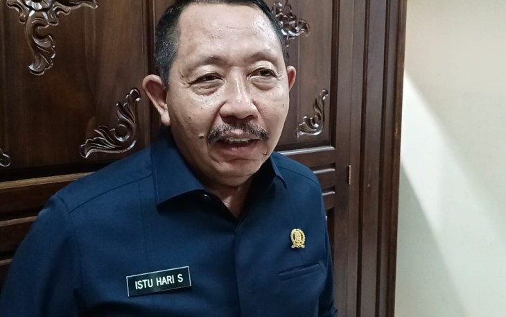 Ketua komisi A DPRD Jawa Timur, Mayjen TNI (Purn) Istu Hari Subagio