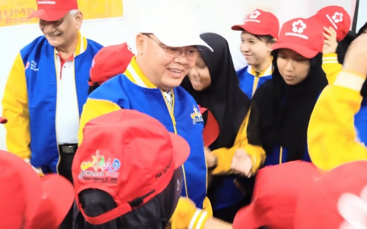 Gubernur Bengkulu Rohidin Mersyah Lepas Kontingen Jumbara PMR ke Lampung