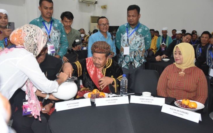 Bupati Agam mengusung Strategi Kebudayaan dinilai PWI Pusat.