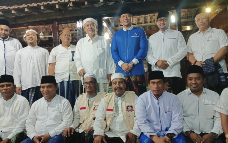 AHY Ketemu Empat Mata Dengan Kyai Baidhowi