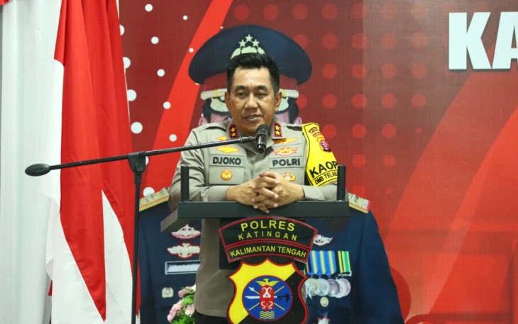 Kapolda Kalteng Irjen Pol Drs Djoko Poerwanto 