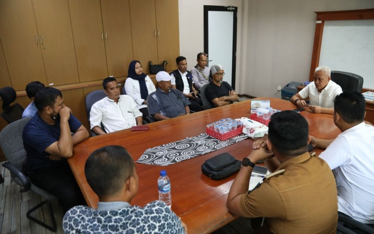 rapat pertemuan