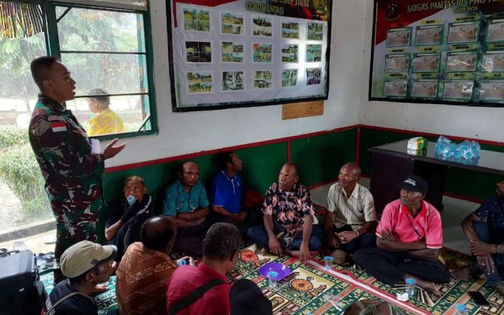 Satgas Yonif 310/KK Undang Warga Perbatasan