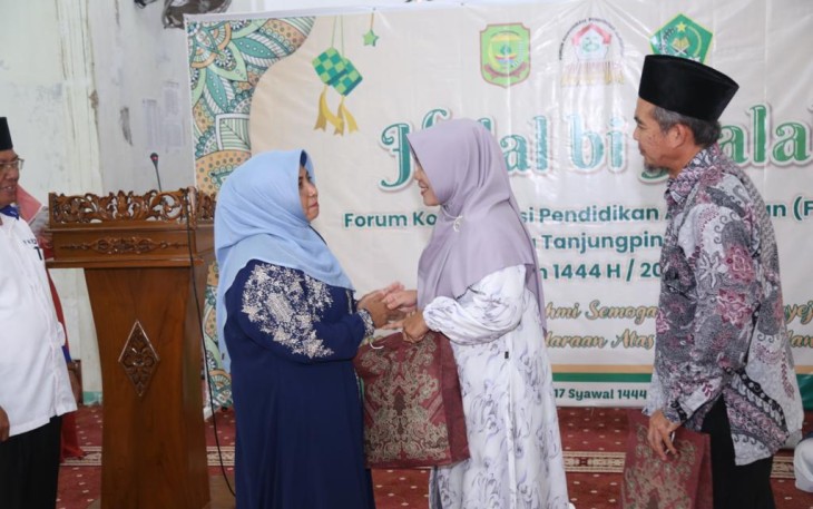 Rahma saat Hadiri Silaturahmi Keluarga Tiku Padang Pariaman