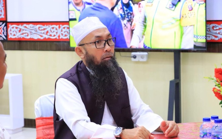 Zulfan Nababan (Pengasuh Ponpes Putri Tahfidzul Qur'an Ummahatul Mukminin Batangkuis Deli Serdang SUMUT)