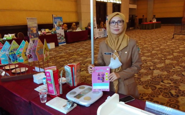 PLT Subkor Kesehatan Keluarga dan Gizi Masyarakat (KGM) Dinkes Kabupaten Tulungagung Yanies Lusiana Indah SKM