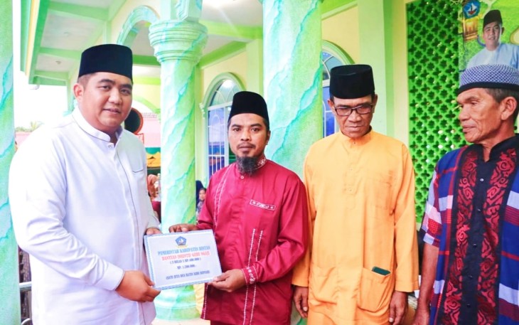 Bupati Bintan saat Safari Ramadhan Perdana di Wilayah Kecamatan Mantang