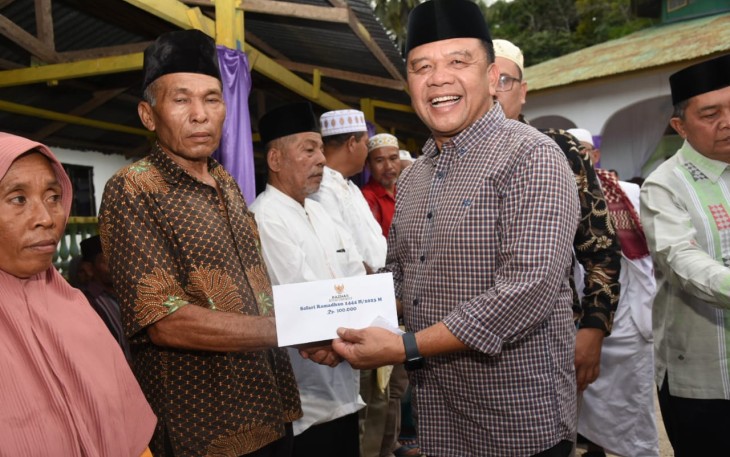 Pj. Sekda Tapsel, Parlindungan Harahap, saat dalam acara silaturrahim Kecamatan Batang Angkola.