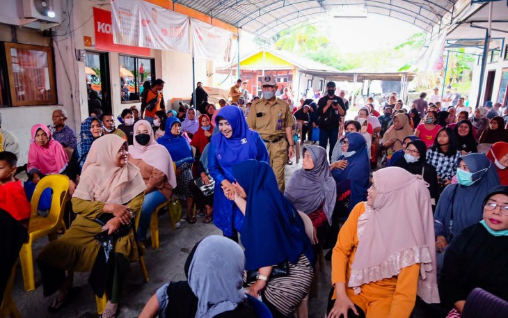  Wali Kota Tanjungpinang, Rahma saat temui warga