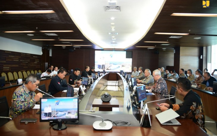 Menteri Basuki saat Rakor bersama Menteri Pertanian di Jakarta, Rabu (5/4/2023). 