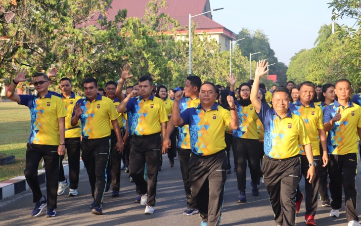 Ditlantas Polda Kalteng menggelar olahraga bersama di Mako Ditlantas, Jumat (15/9/2023) pagi.