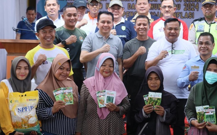 Pj Gubernur Sumsel, Pangdam II Sriwijaya dan Pj Walikota Lubuk Linggau saat Gelar Pasar Murah