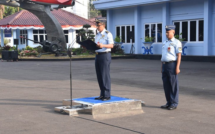 Dirmat Koharmatau saat Pimpin Upacara Bendera Mingguan