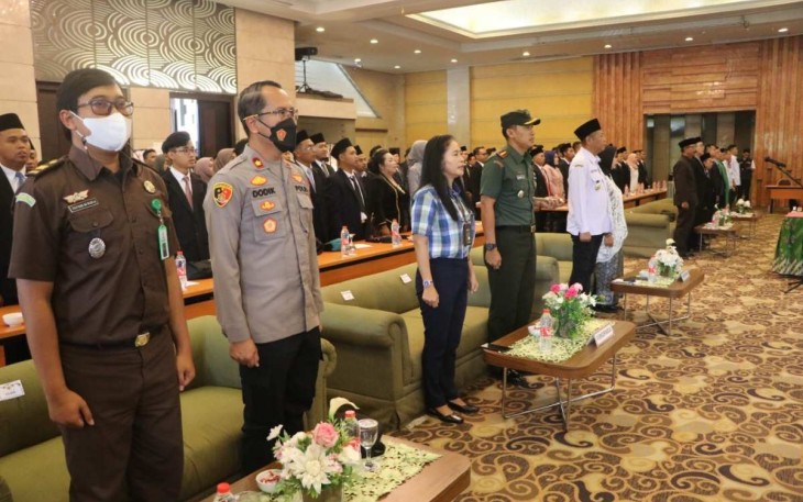 Dandim 0807/Tulungagung Letkol Czi Nooris Agus Rinanto saat hadiri pelantikan PPK Pemilu 2024