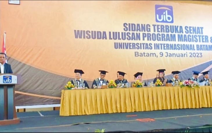 Hadiri Wisuda UIB XVIII, Gubernur Ansar Dorong Lahirkan SDM Unggul di Kepri 