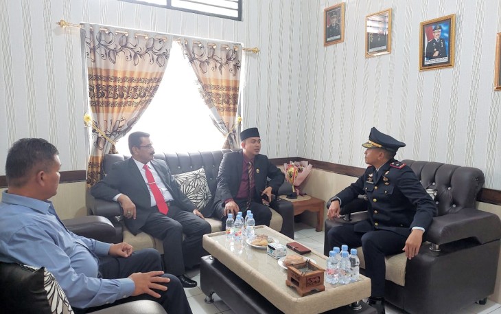 Sekdakab 50 Kota bersama Ketua DPRD mengunjungi Lapas Kelas III Suliki.