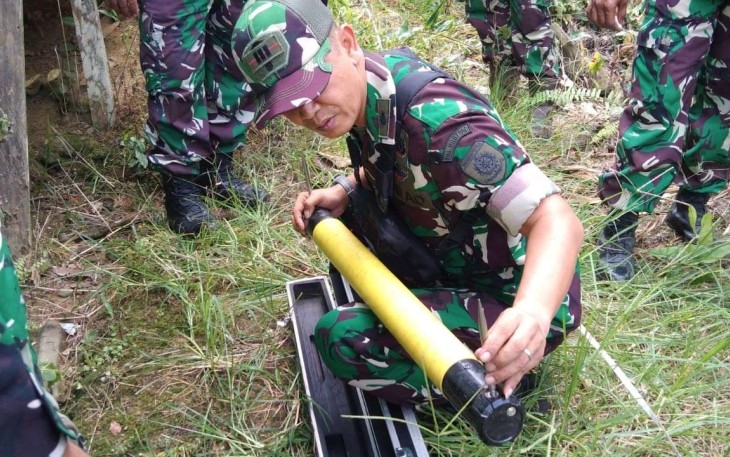 Tim Survei Titik Sumur Air Bersih Dari Mabesad