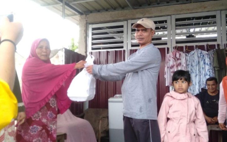 Dewan Kota Bengkulu Beri Bantuan Sembako Kepada Warga Terdampak Banjir