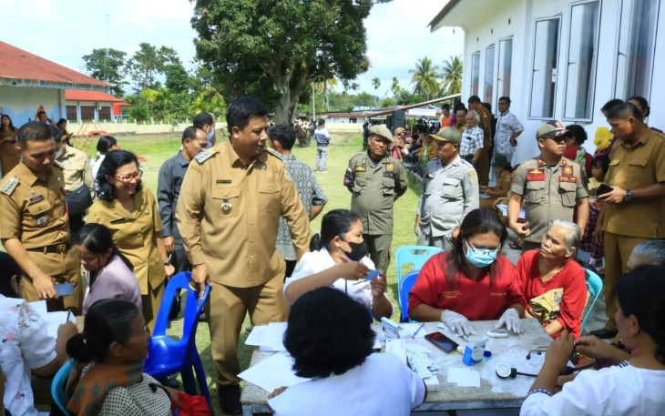 Bupati Samosir ngantor di Desa Saornauli Hatoguan