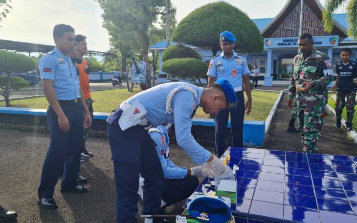 Tes urine personel Lanud Sutan Sjahrir Padang 