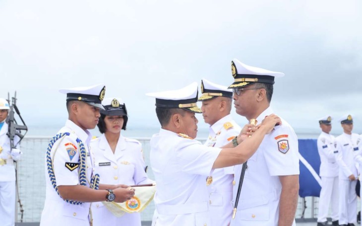 Pangkoarmada III Laksda TNI Agus Hariadi saat melantik Danguspurla Koarmada III 
