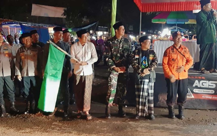 Keberangkatan Rombongan Jamaah NU Menuju Sidoarjo