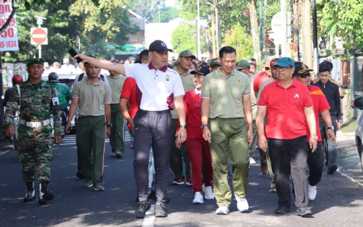 Olahraga bersama prajurit Kodim Tulungagung 