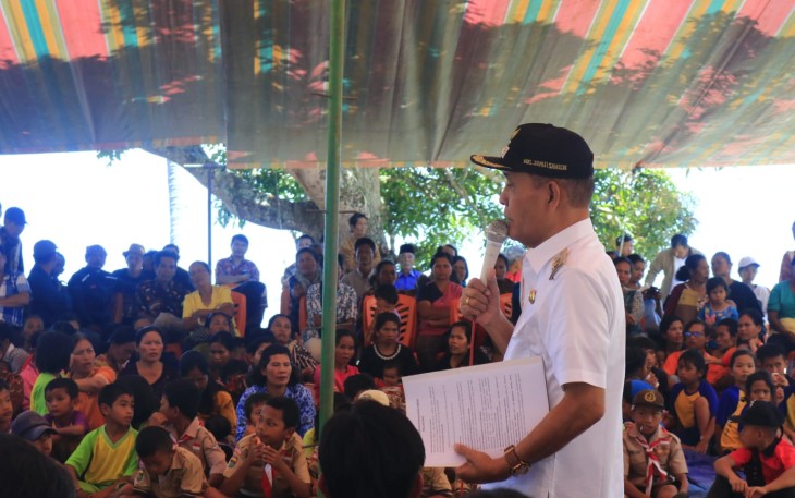 Wabup Samosir saat tampung aspirasi warga Desa Janji Raja