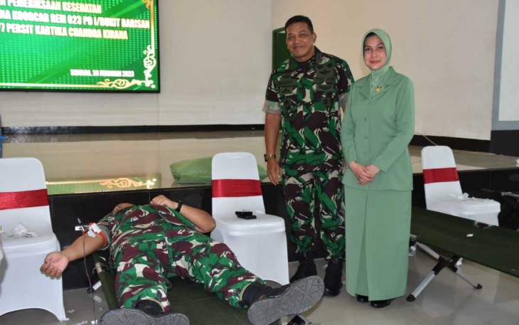 Donor darah prajurit Korem 023/KS