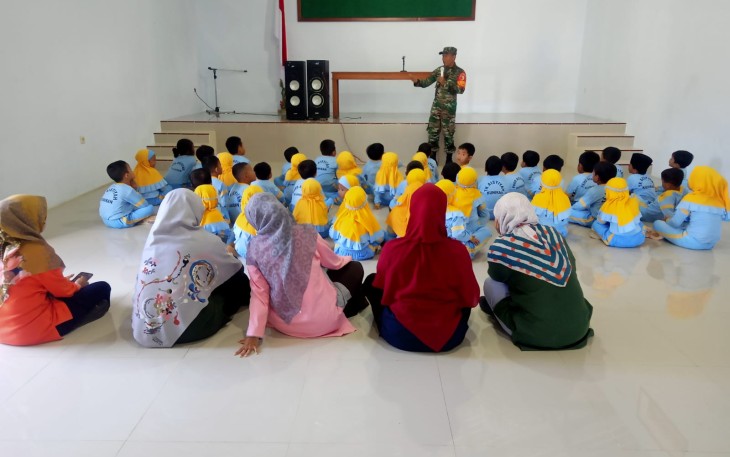 Tentara sahabat anak wilayah desa binaan 
