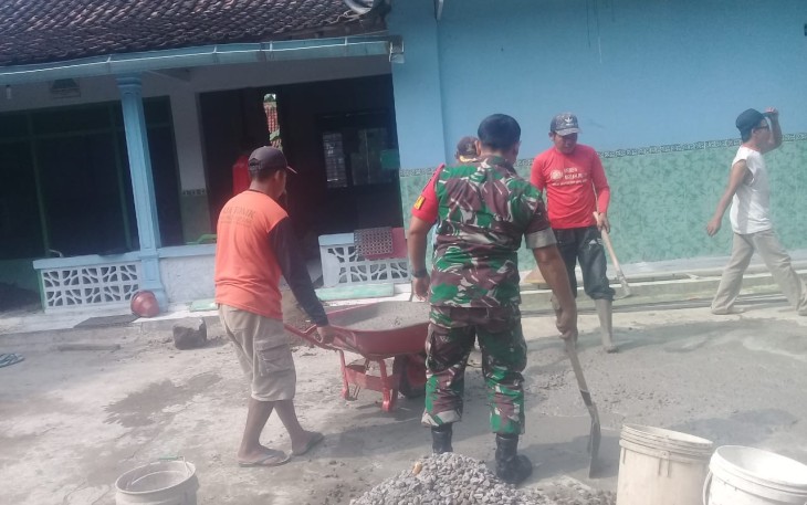 Rehab musholla desa binaan