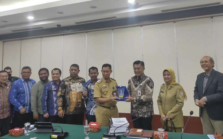 Pembahasan Waterfront City Kota Kendari