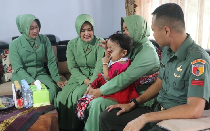Anjangsana Ketua Persit Cabang XXI Kodim 0807 Tulungagung 