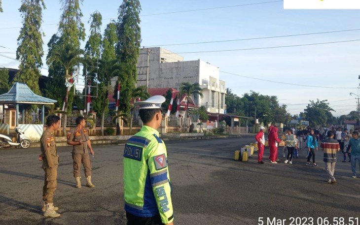 Sat Lantas Polres BS Saat Kawal Pelaksanaan Pawai Sambut Ramadan