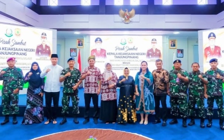 Walikota Rahma saat Hadiri Pisah Sambut Kajari Tanjungpinang