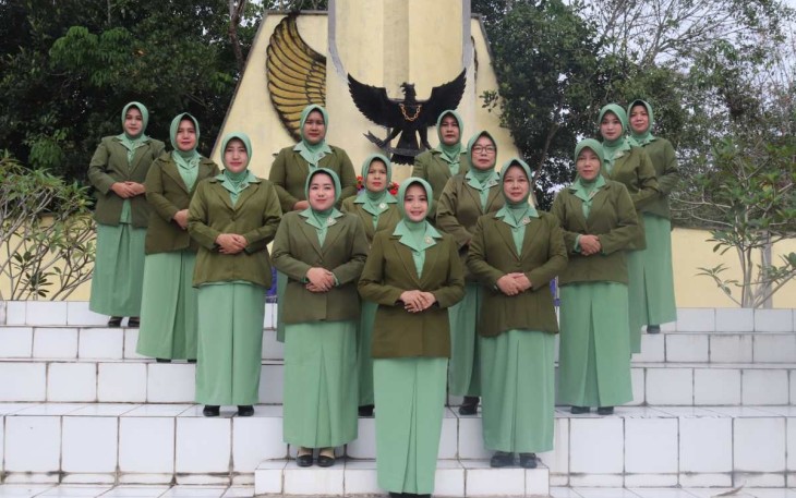 Ziarah dan Tabur Bunga Persit KCK Cabang XXIV Dim 1001