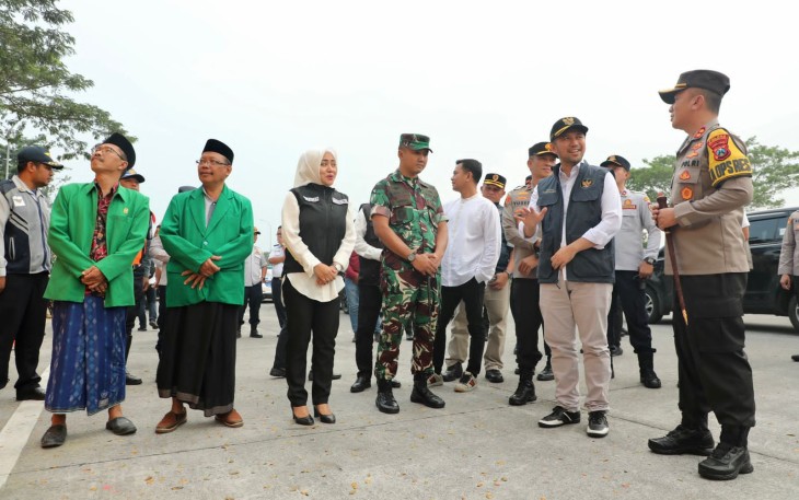Wagub Emil Dardak saat Tinjau Posyan Penompo Mojokerto